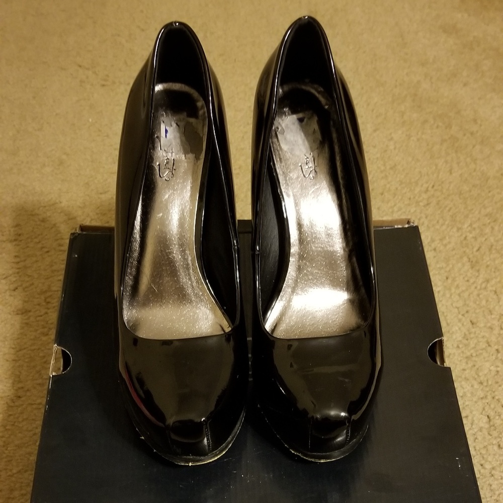 City Streets Katya Black Heels